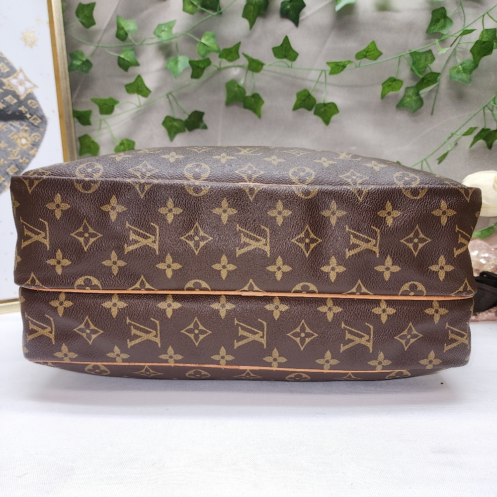 Authentic Louis Vuitton Monogram Reporter PM With Dust Bag A+ Condition - Picture 6 of 17